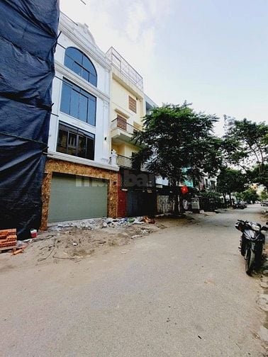 BÁN LIỀN KỀ KĐT VĂN KHÊ – NHÀ MẶT PHỐ ĐẸP – 83M2 – 5 TẦNG 