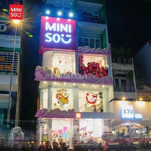 Cho thuê nhà nguyên căn mặt tiền Nguyễn Trãi Quận 5 - ngang 7,2m 