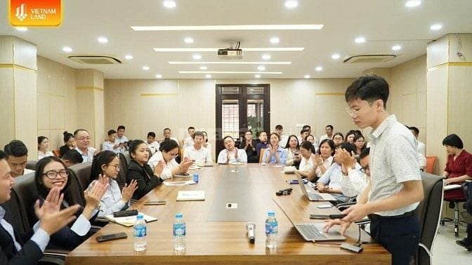 Nhân Viên Kinh Doanh / Sales Bất Động Sản - Chỉ Nhận Hotline Chốt Khác