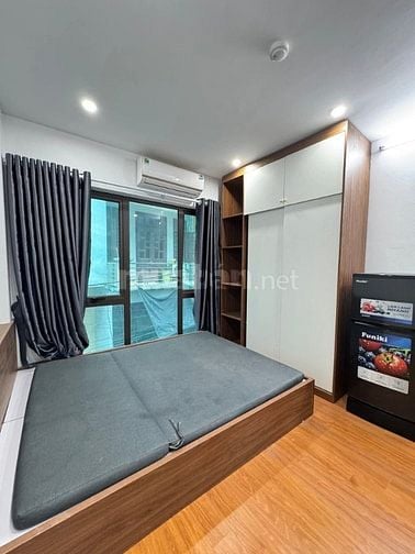 Bán nhà ngõ 387 Vũ Tông phan, 120m2, 7T, MT 6,5m, cho thuê 150tr/1T.