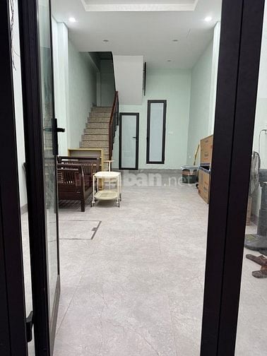 Chính chủ cho thuê nhà để ở tại địa chỉ ngõ 115 phố Định Công