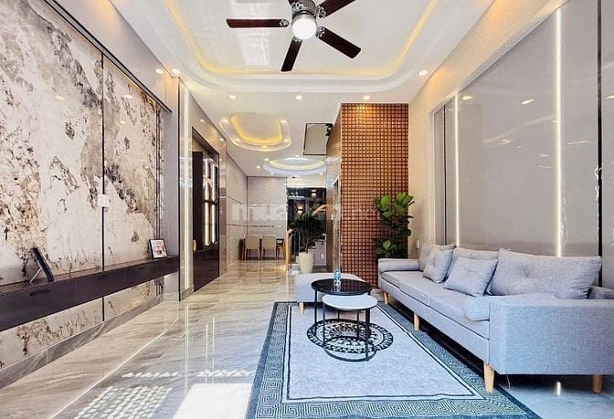 Nhà 62,8m2 giá 2 tỷ 270 triệu đường Hồng Bàng, phường 1, quận 11.
