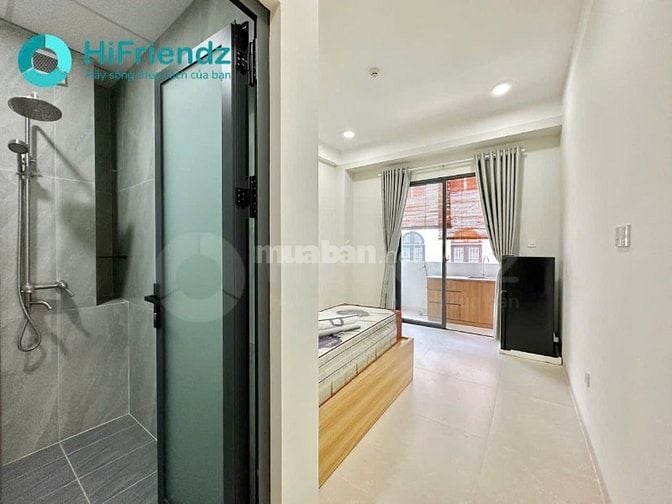 Y Hình Đúng Giá Tách Bếp Gần Đảo kim cương ,sala