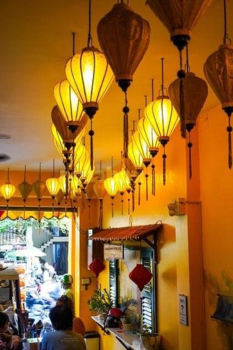Cho thuê mặt tiền tầng trệt nhà 41 Cô Bắc, Quận 1. DTSD: 47m2