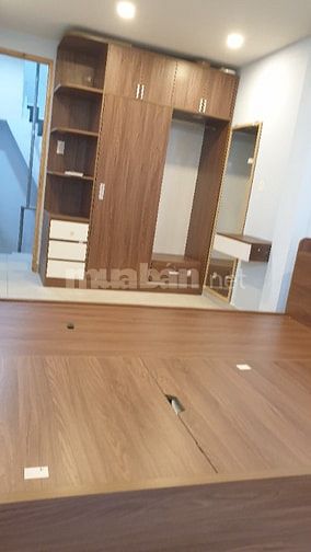 🏠 Cho thuê nhà chính chủ – Quận 1 với nội thất cơ bản