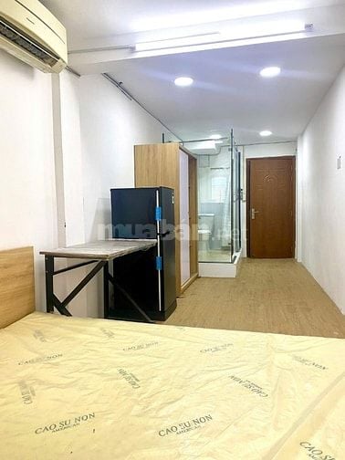 Cho thuê nhà nguyên căn 2L,5P,5WC Hẻm 4m sát Mặt tiền Điện Biên Phủ 