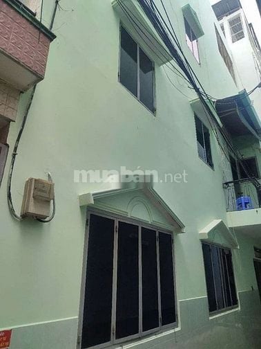 Cho thuê nhà 2 hẻm 3m(3 gác) Trần Khánh Dư, P.Tân Định, Q.1 giá 18tr
