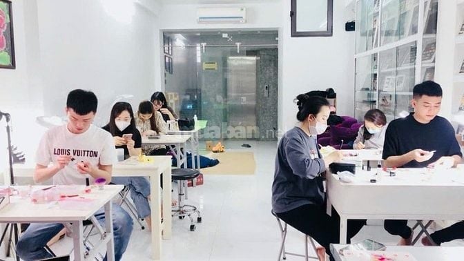 CHỈ NHỈNH 11 TỶ SỞ HỮU NGAY NHÀ 7 TẦNG THANG MÁY TẠI CẦU GIẤY - NGUYỄN
