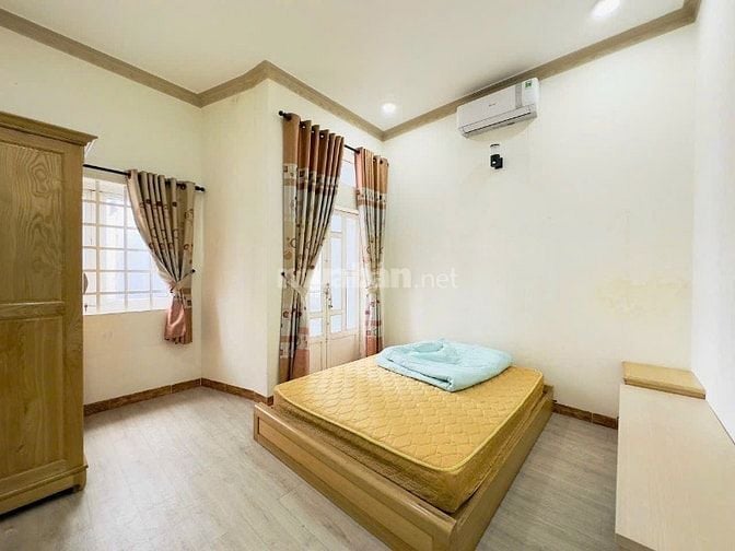 Bán căn 40,7m2 giá 1 tỷ 990 triệu đường Lê Hồng Phong, P2, Quận 5