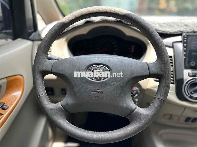 Toyota Innova 2008 V - 170000 km