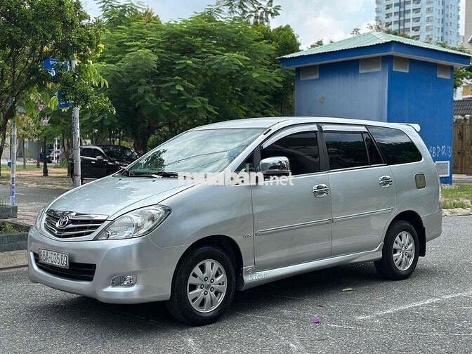 Toyota Innova 2008 V - 170000 km
