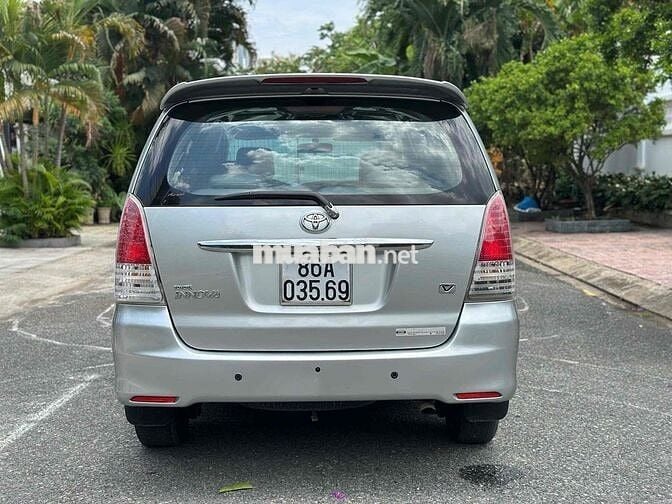 Toyota Innova 2008 V - 170000 km