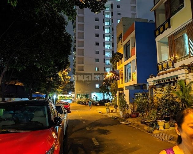 Căn hộ chung cư trung tâm quận Bình Thạnh, Phú Nhuận