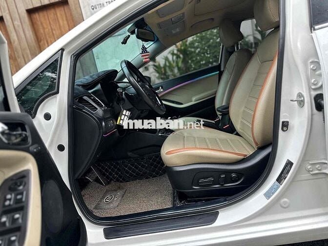 Kia Cerato 2016 2.0 AT - 70000 km