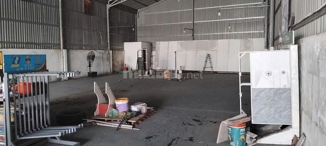 Mặt bằng kinh doanh ngang 11m sau 30m. Mặt tiền Quốc Lộ 50 