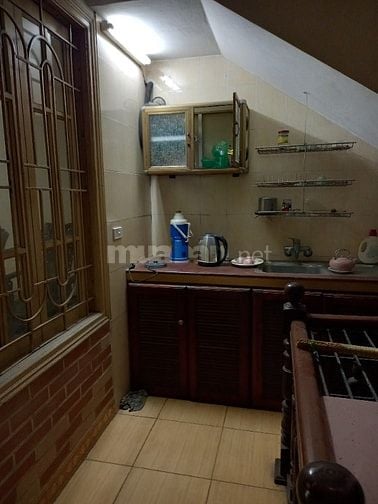 Chính chủ cho thuê nhà mặt đường 23B