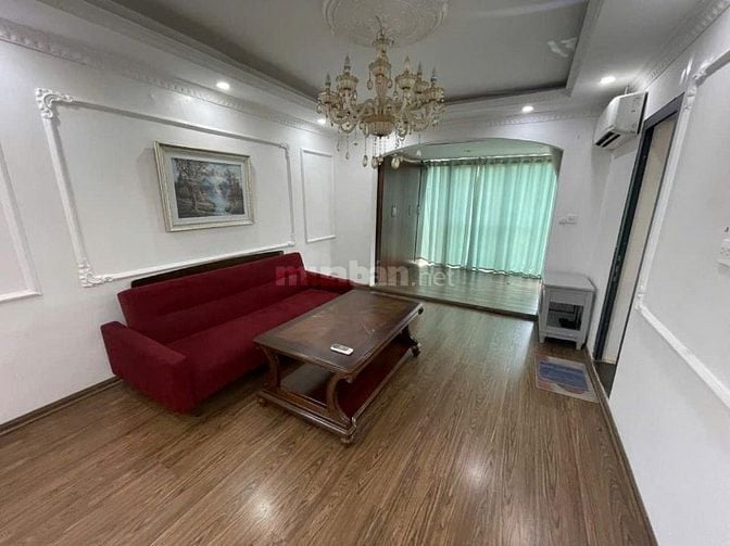 Tập thể Thành Công. Ba Đình. Hà Nội. Chưa bao giờ hết hót. Sổ 45 thực 