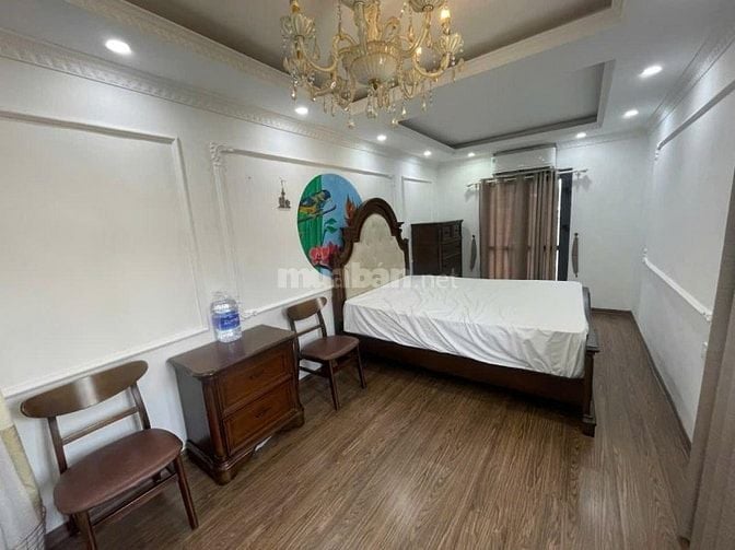 Tập thể Thành Công. Ba Đình. Hà Nội. Chưa bao giờ hết hót. Sổ 45 thực 