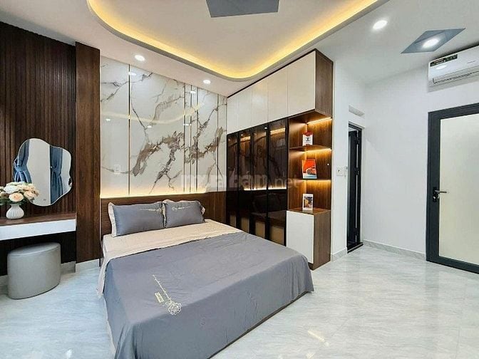 sang ngay căn nhà Nguyễn Sỹ Sách,Tân Bình.Giá 2 tỷ 420tr/62m2,sổ riêng