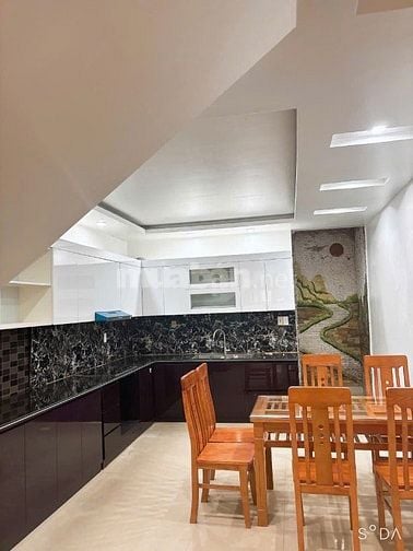 Bán nhà đẹp ô tô đỗ cửa Đỗ Nhuận,Văn Cao