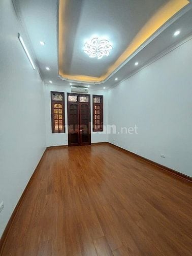 Cho thuê nhà cực đẹp mặt ngõ Nguyễn Xiển: 60m2, 4 tầng, 22tr