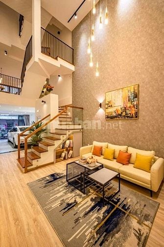 Bán căn Trần Bình Trọng, p1, quận 5 giá 3tỷ200tr hẻm xe hơi đi lại  