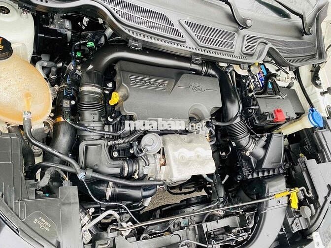 Ford EcoSport Trắng SUV 05 Chỗ, Sản Xuất 2020