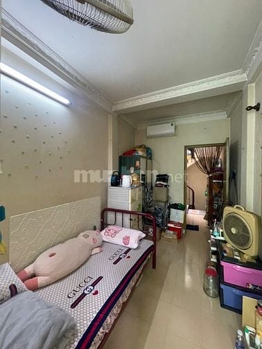 GẦN NHI ĐỒNG 1 - 21M2 - 3 TẦNG 2PN - CHÍNH CHỦ LÂU ĐỜI 