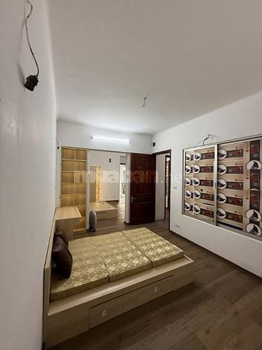 Bán Nhà ngõ 119 Trung Kính, ngõ ô tô, KD, 80m2, 3 tầng, MT 5m, 18 tỷ