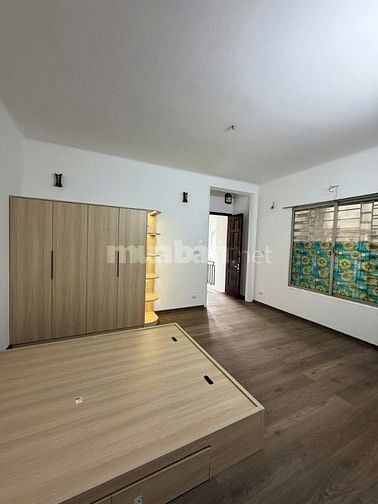 Bán Nhà ngõ 119 Trung Kính, ngõ ô tô, KD, 80m2, 3 tầng, MT 5m, 18 tỷ