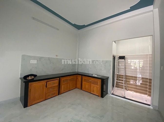 NHÀ MỚI XÂY, SẠCH ĐẸP, NHIỀU CÂY XANH VỊ TRÍ GẦN TRUNG TÂM, GIÁ TỐT
