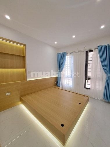 La Phù nhà đẹp mới vào ở luôn NỞ HẬU. 3 phòng ngủ 4 tầng công năng đầy