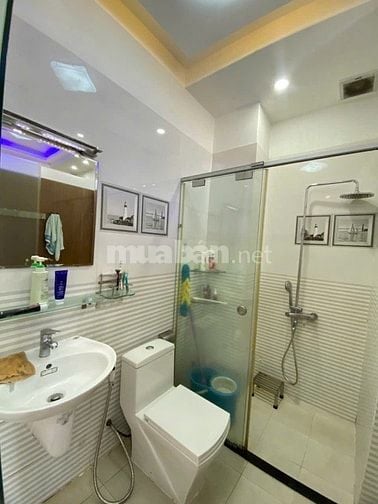 BÁN NHÀ 3/2 GIÁP Q5,Q10, HẺM Ô TÔ 5M, DT 53M2 NGANG 4M, 5 TẦNG. 