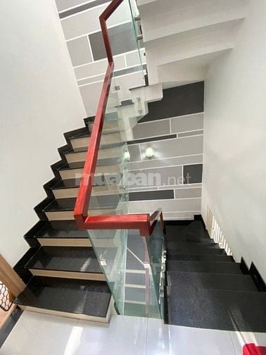 BÁN NHÀ 3/2 GIÁP Q5,Q10, HẺM Ô TÔ 5M, DT 53M2 NGANG 4M, 5 TẦNG. 