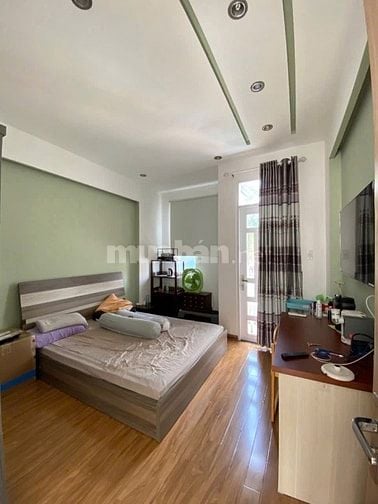 BÁN NHÀ 3/2 GIÁP Q5,Q10, HẺM Ô TÔ 5M, DT 53M2 NGANG 4M, 5 TẦNG. 