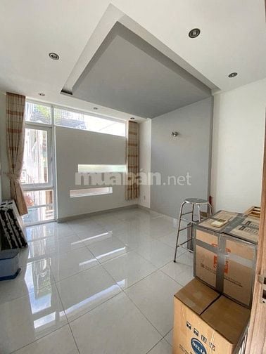 BÁN NHÀ 3/2 GIÁP Q5,Q10, HẺM Ô TÔ 5M, DT 53M2 NGANG 4M, 5 TẦNG. 