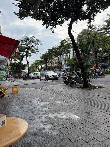 Bán Gấp nhà phố Đào Tấn- về quê ở