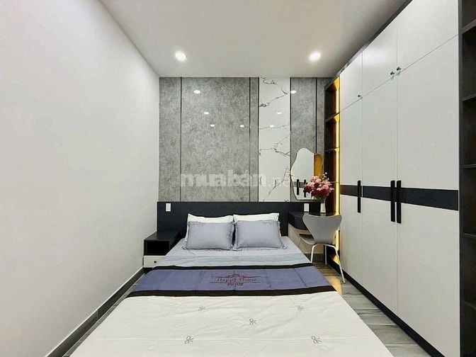 Bán nhà gần Tiểu học Nguyễn Bá Ngọc, 42,9m2 1ty730 Nguyễn Văn Đậu, BT