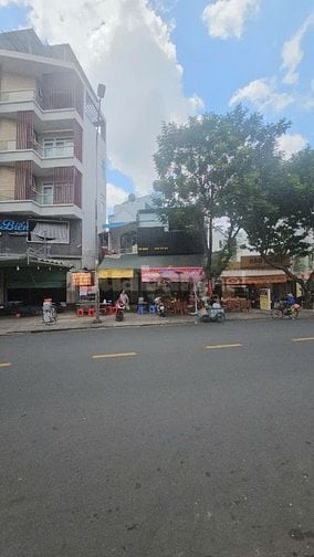 Cần bán gấp nhà mặt tiền Rạch Bùng Binh, Phường 9, Quận 3