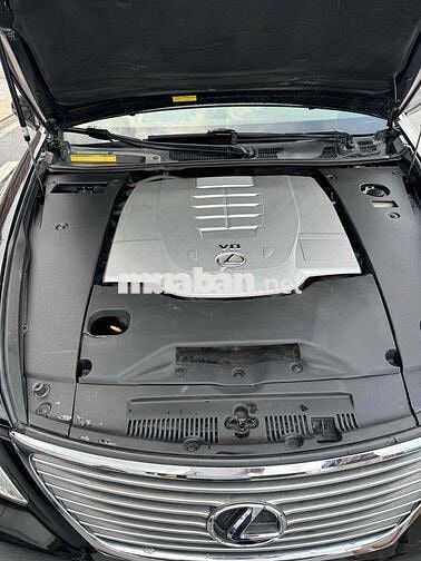 Lexus LS 2009 460L AWD - 90000 km