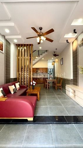 Tôi cần bán nhà DT 68m2 Nguyễn Minh Hoàng P12 Q.Tân Bình giá 3tỷ550tr