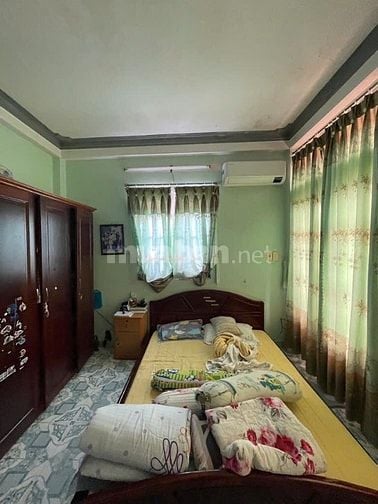 MẶT TIỀN KD VIP BÀN CƠ HỌ LÊ - DT 4X10 - NHỈNH 6 TỶ 