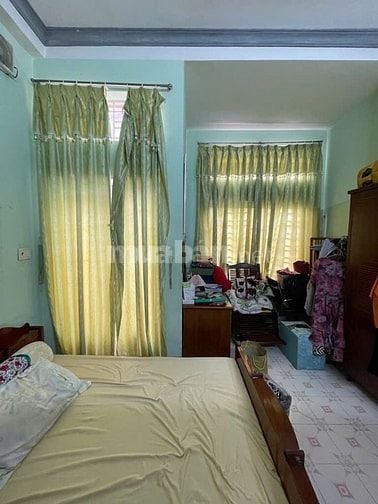 MẶT TIỀN KD VIP BÀN CƠ HỌ LÊ - DT 4X10 - NHỈNH 6 TỶ 