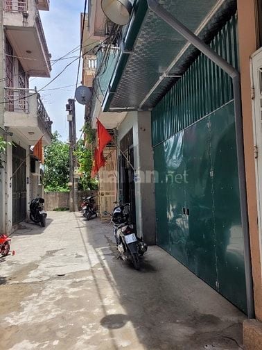 Cho thuê nhà để ở hoặc làm kho hàng kinh doanh