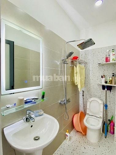 Nhà đẹp cần bán Lò Siêu, P8, Quận 11, 60m2 (4x15), hẻm 5m, SHR,3tỷ560