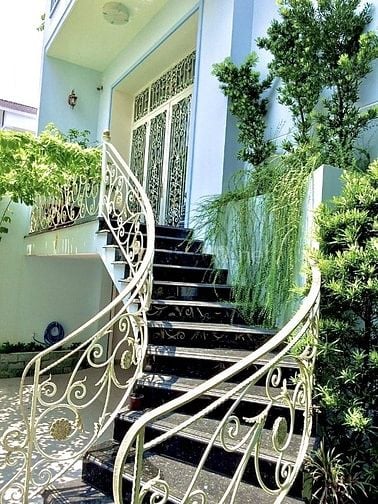 Biệt thự Phú Nhuận, 190m2( 10 x 19 ) 4 Tầng Hẻm 8m, gần Công viên.
