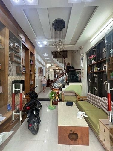 TÔ HIẾN THÀNH QUẬN 10 NGAY BIG C, HẺM Ô TÔ DT 50M2 5 TẦNG