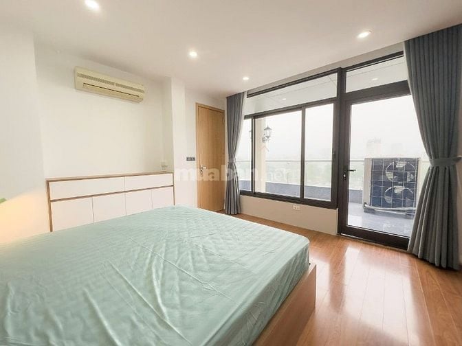 Cho thuê căn hộ 2 PN, 2 WC, 150m2, đầy đủ nội thất cao cấp tại Kim Mã