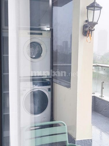 Cho thuê căn hộ 2 PN, 2 WC, 150m2, đầy đủ nội thất cao cấp tại Kim Mã