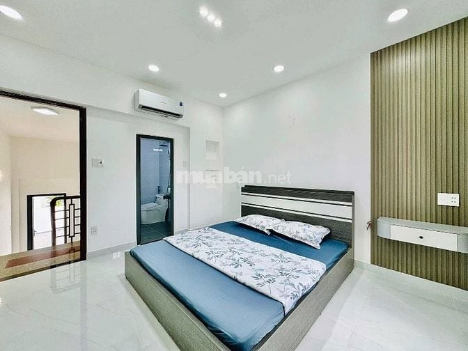 Bán gấp nhà gần TTTM - Đ. Số 18, Thủ Đức. Giá: 2 Tỷ 650 / 47.6m2, SHR